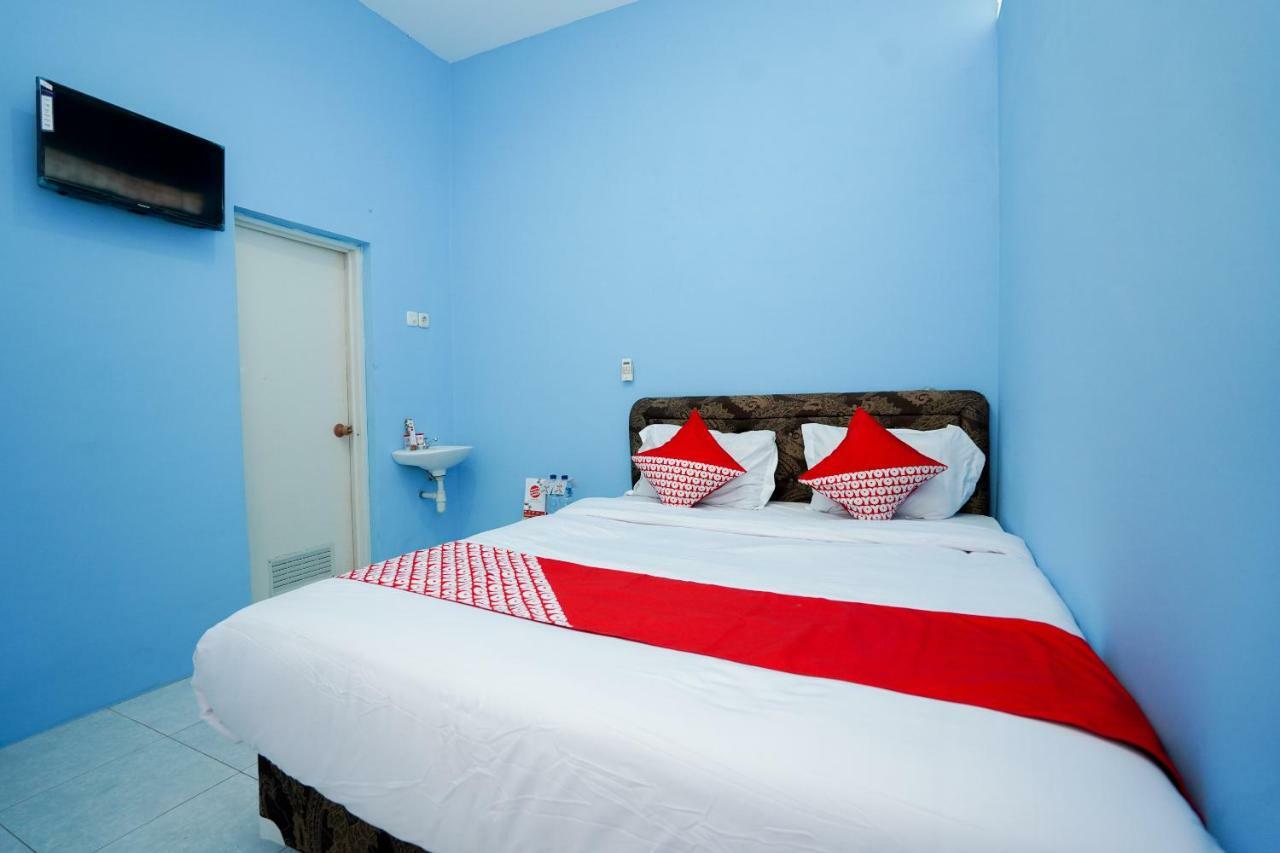פרובולינגו Oyo 1316 Mentari Family Homestay מראה חיצוני תמונה