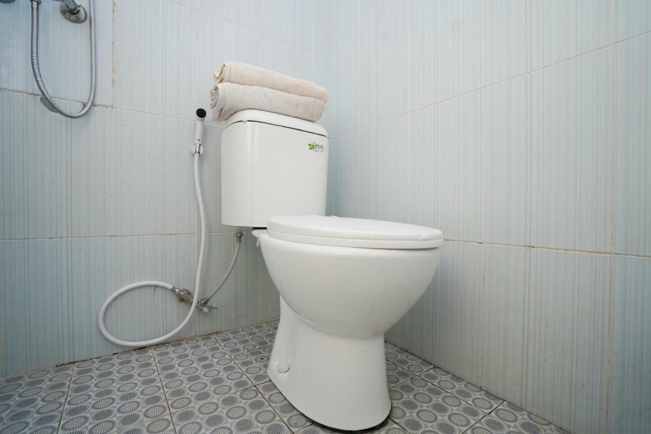 פרובולינגו Oyo 1316 Mentari Family Homestay מראה חיצוני תמונה