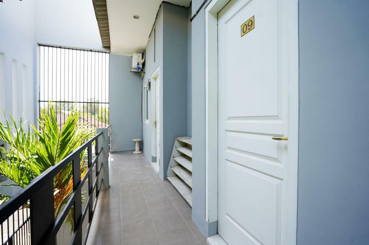 פרובולינגו Oyo 1316 Mentari Family Homestay מראה חיצוני תמונה