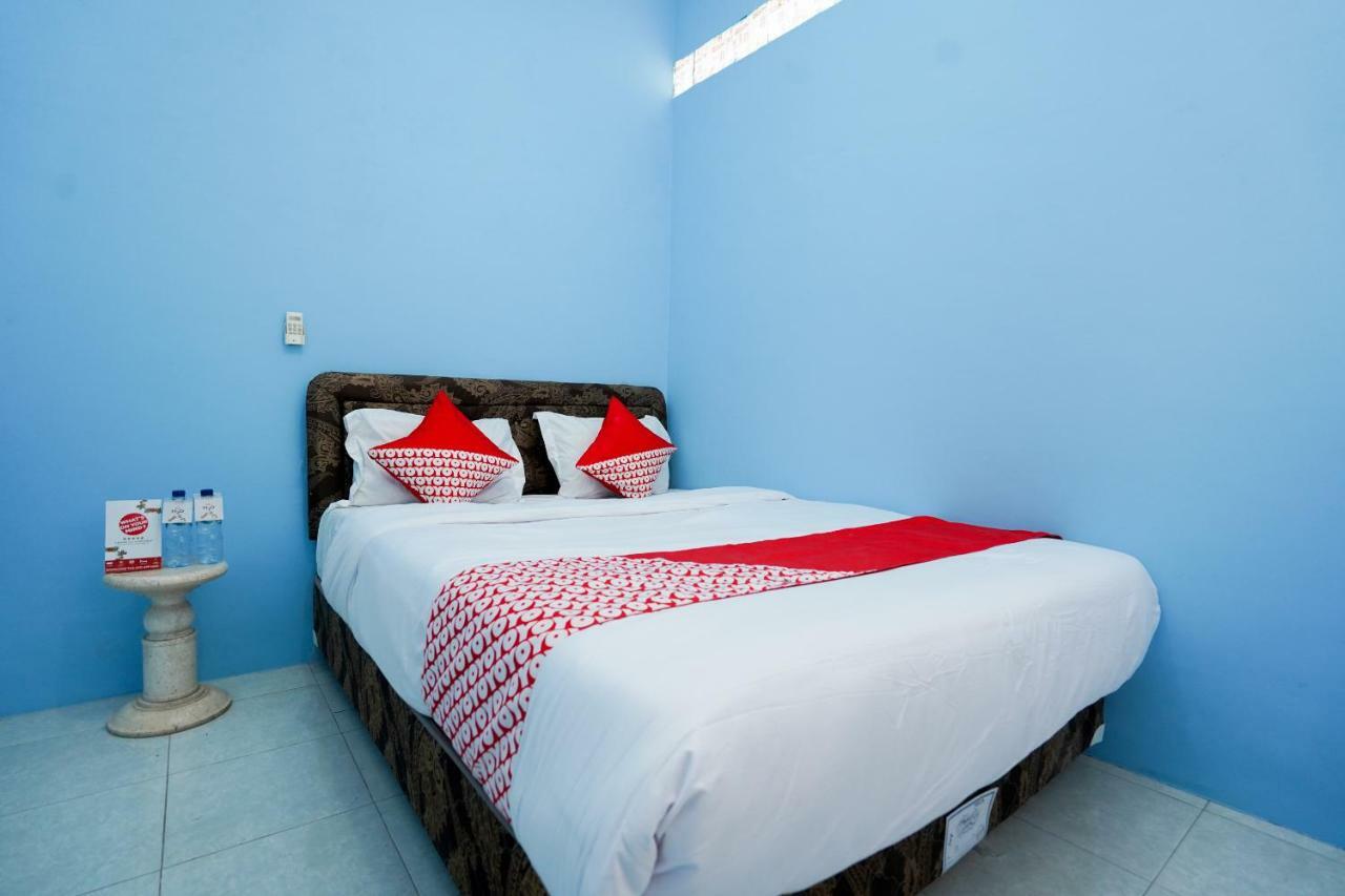 פרובולינגו Oyo 1316 Mentari Family Homestay מראה חיצוני תמונה