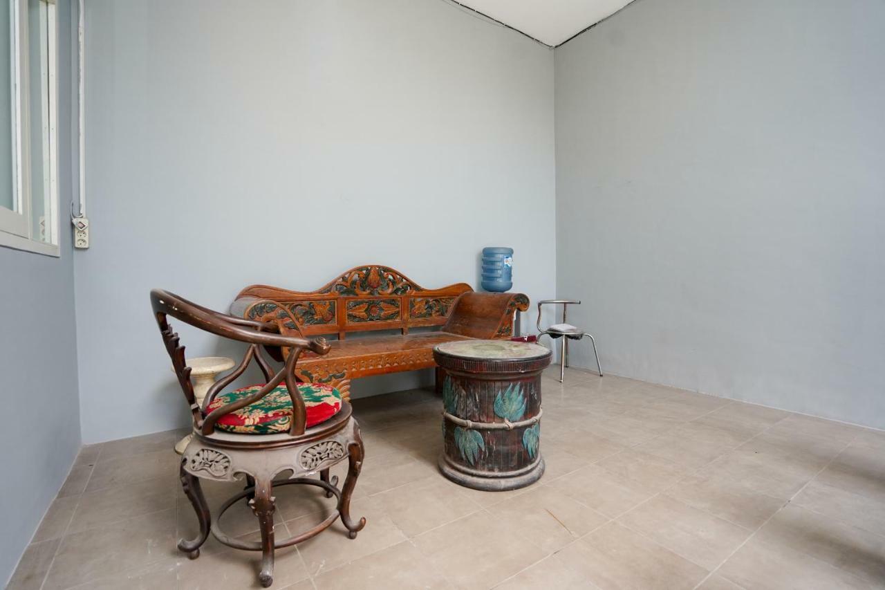 פרובולינגו Oyo 1316 Mentari Family Homestay מראה חיצוני תמונה