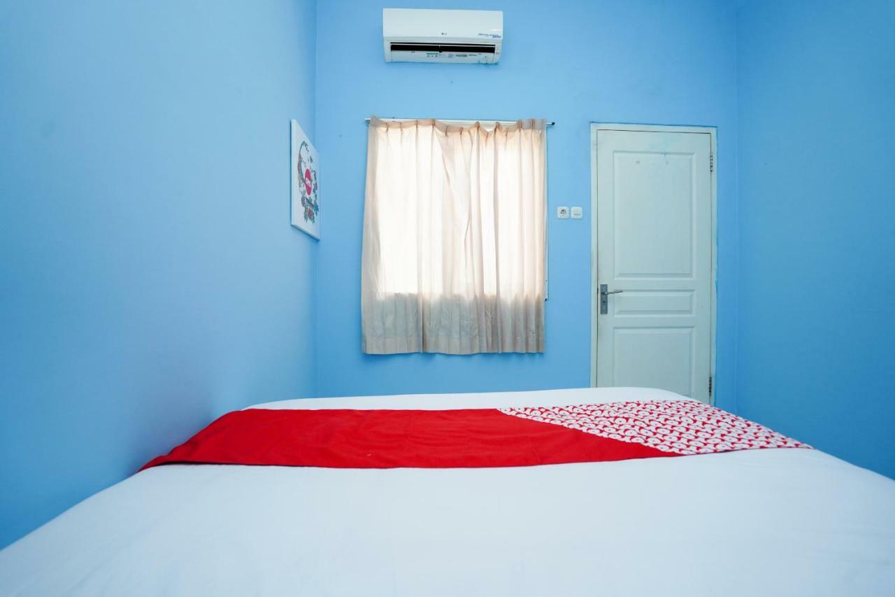 פרובולינגו Oyo 1316 Mentari Family Homestay מראה חיצוני תמונה